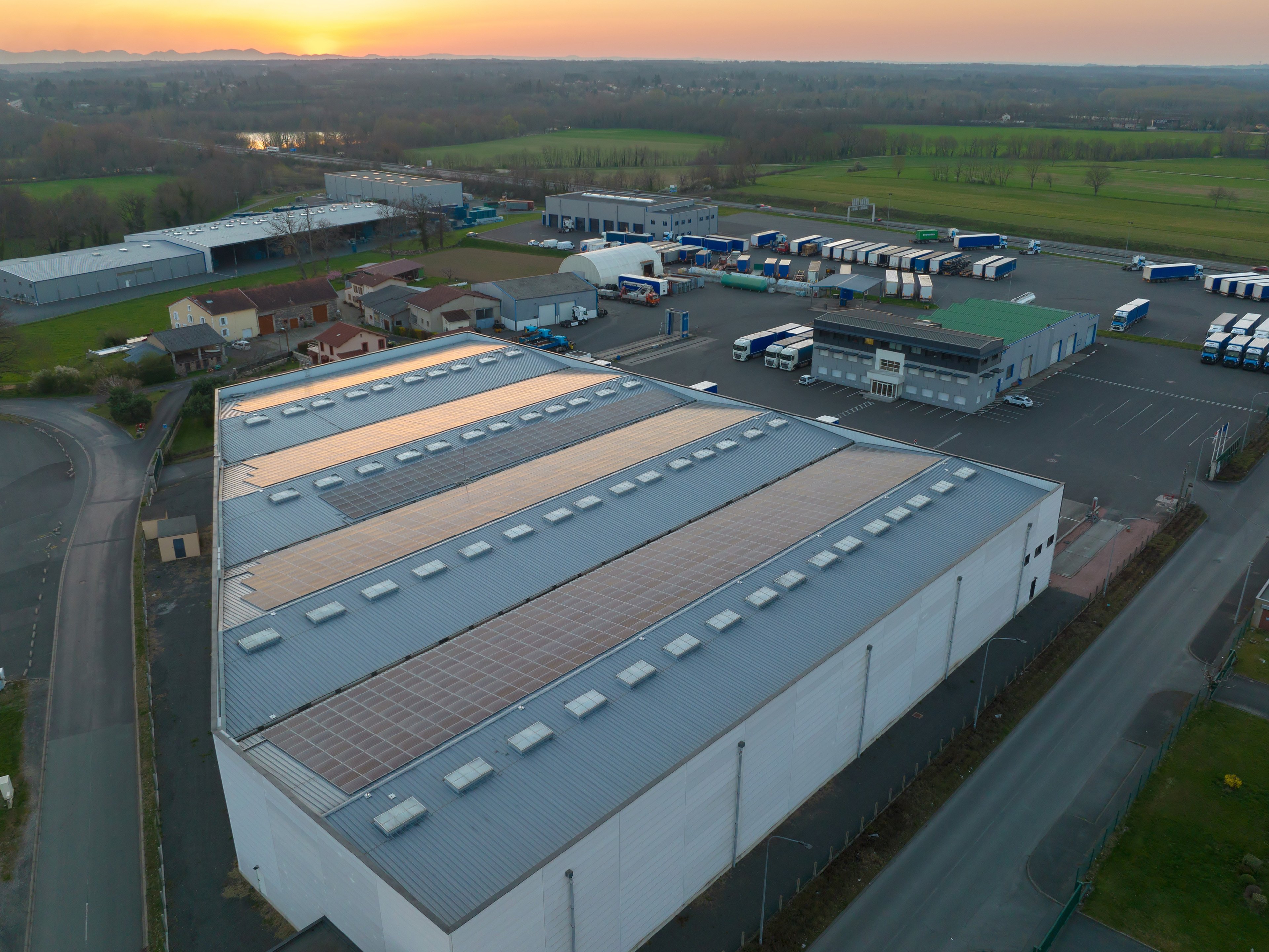 Commercial Image 1st